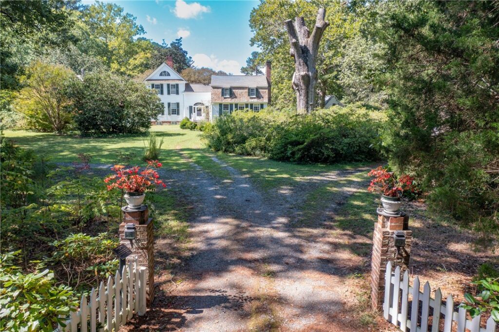 1108 New Point Comfort Highway